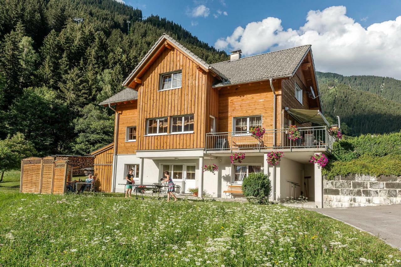 Haus Ambiatscha Apartment Sankt Gallenkirch Exterior foto